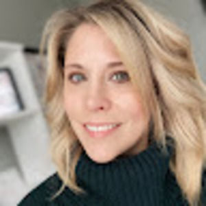 Meet your Posher, Corinne